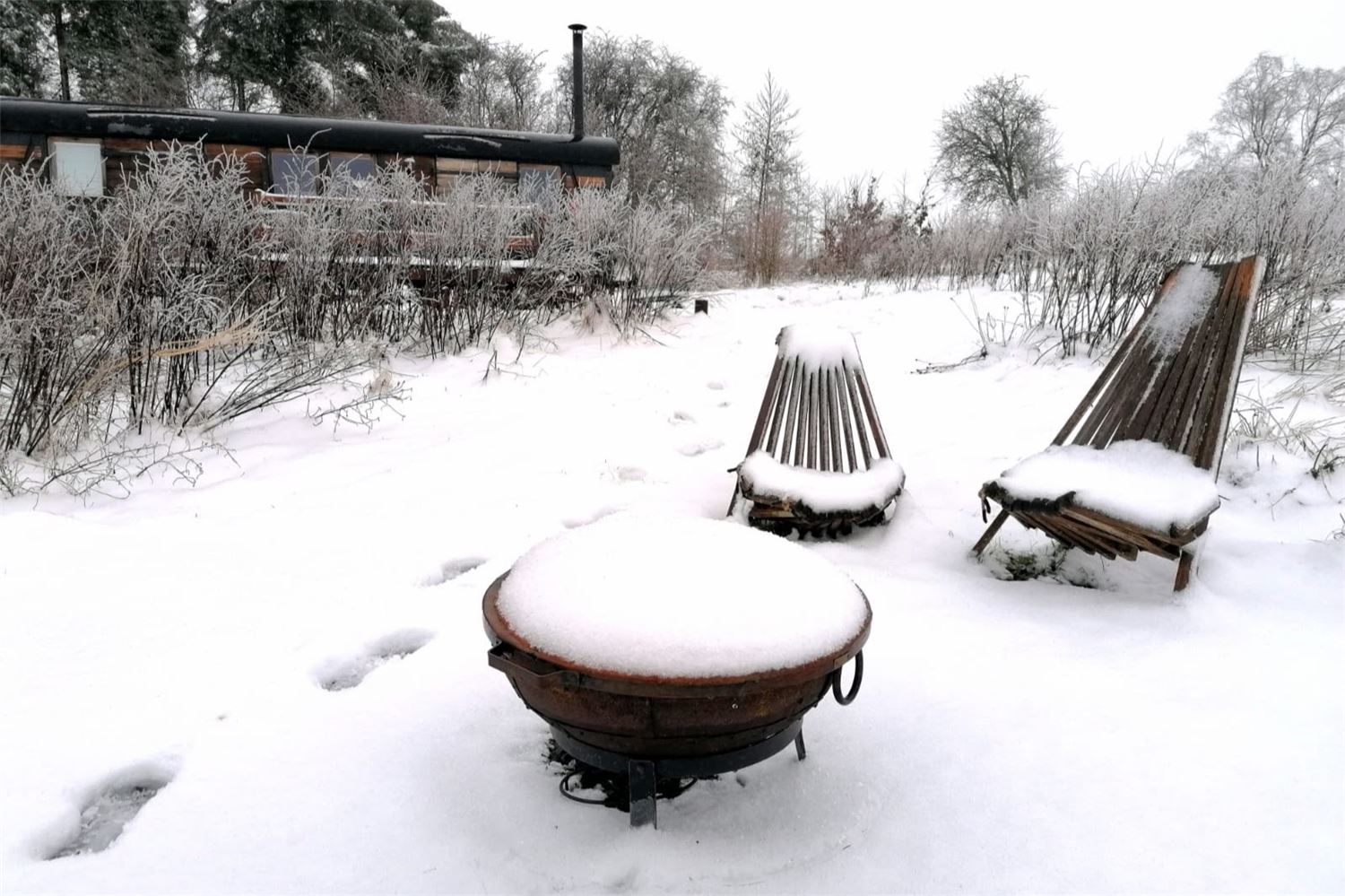 Stay in unique seclusion in Mid Wales. Herefordshire Powys border country. 